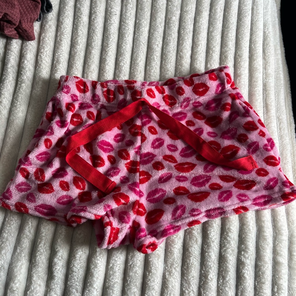 Harper Pink and Red Lip Print Shorts